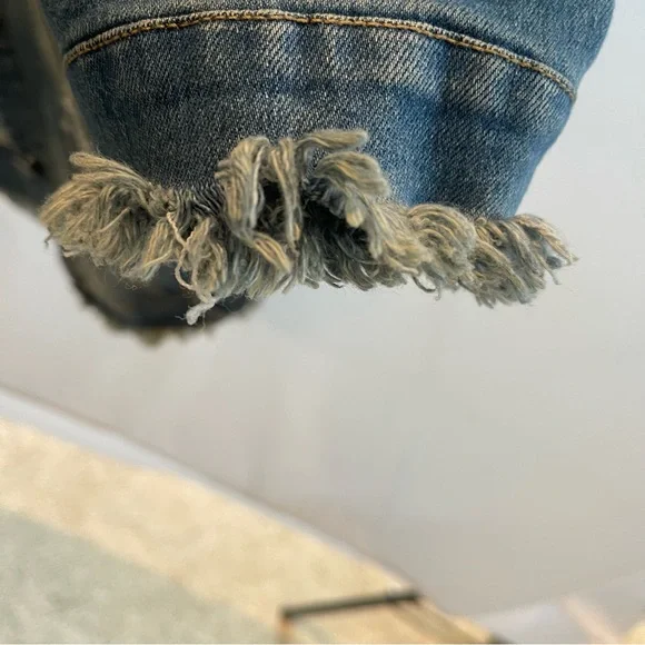 Distressed Girls S Cropped Jean Jacket NST - Picture 4 of 8